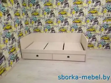 Сборка кровати с двумя выдвижными ящиками